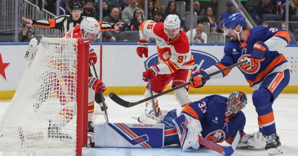 Flames’ Olofsson making most of opportunity after ‘shocking’ trade from Avalanche