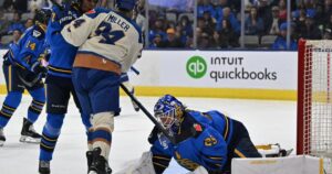 Goldeneyes hold off Sceptres, snap two-game skid in 3-2 win