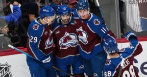 Nazem Kadri scores twice as part of a 26-shot, 5-goal 1st period to help Avalanche beat Flames 9-2