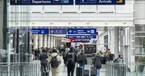 Feds pressed regulator to cut airlines more slack around passenger compensation: docs