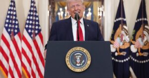 S&P/TSX composite higher as price of oil climbs after Trump vows to continue attacks