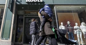 Retailer Roots reports .7M Q4 profit, sales up from year ago