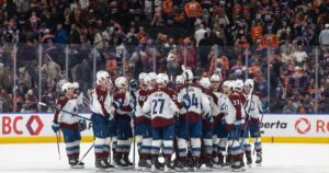 League-leading Avalanche not easing up with playoffs around the corner