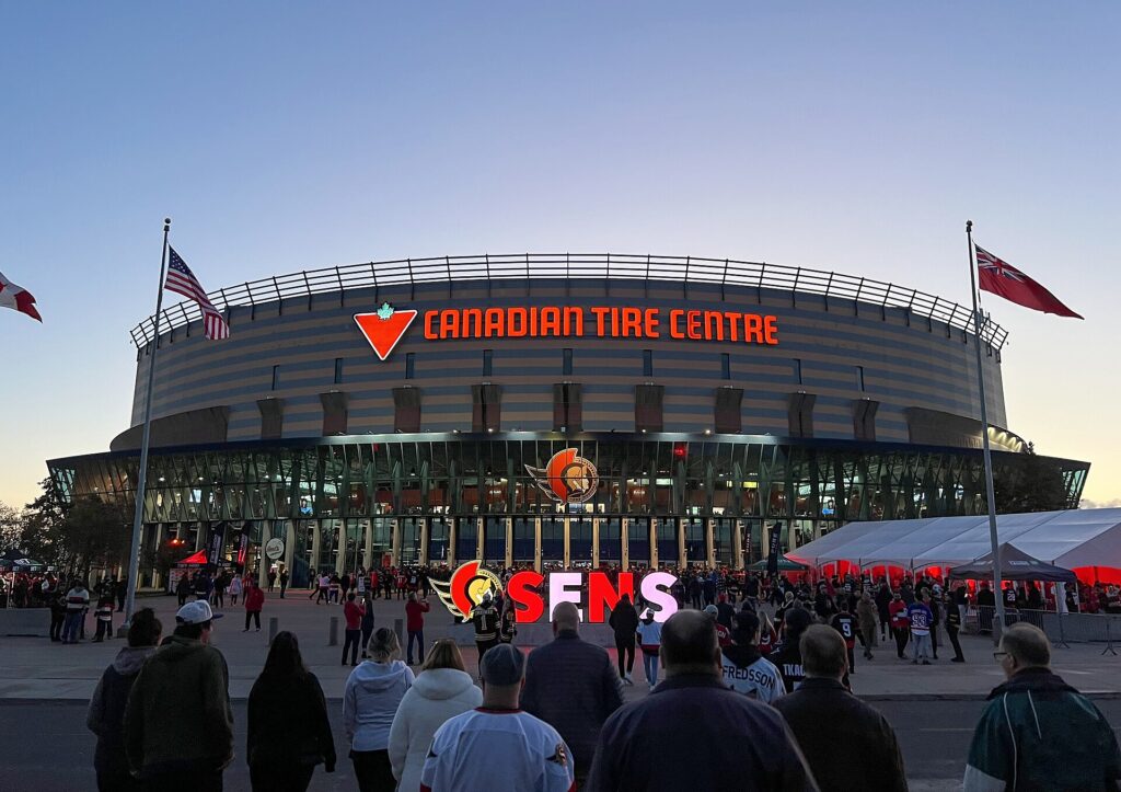 Senators respond to coach’s challenge with huge win over Hurricanes