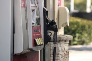 Liberals plan to suspend federal fuel excise taxes until Labour Day