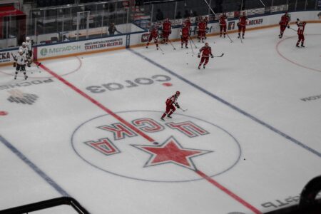 Canadiens Fans Fill Tampa for Game 1 of NHL Playoffs Canadiens Fans Fill Tampa for Game 1 of NHL Playoffs