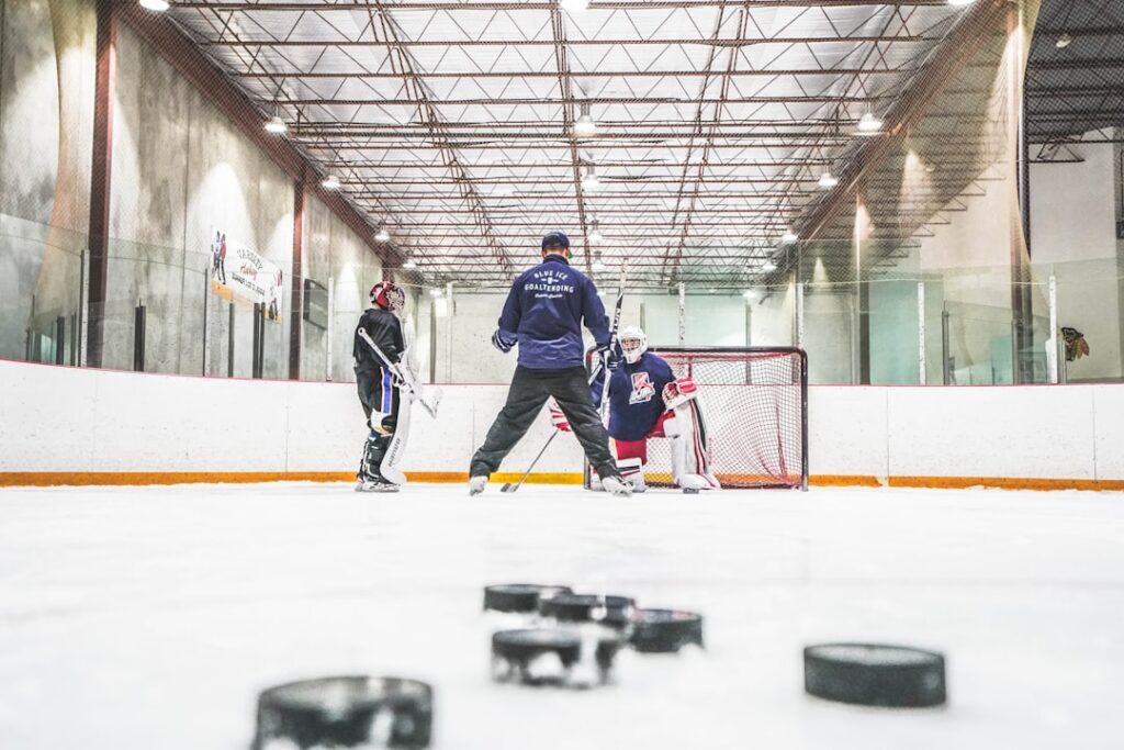 Vancouver Canucks coming together on and off the ice late in troubled season