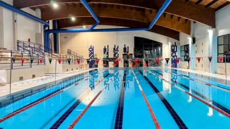Hazardous gas sends 8 to hospital after chemicals mix at Victoria pool Hazardous gas sends 8 to hospital after chemicals mix at Victoria pool
