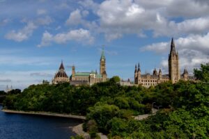 Carney pledges collaboration, substantive debate in majority Parliament