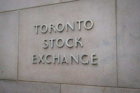 Canadian, U.S. stock markets rise as oil pares gains from earlier in the day Canadian, U.S. stock markets rise as oil pares gains from earlier in the day