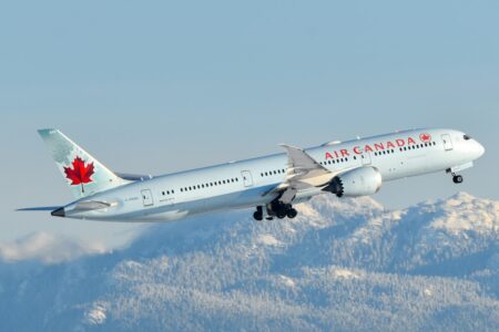 Air Canada Plans 2027 Flights to Vietnam Air Canada Plans 2027 Flights to Vietnam