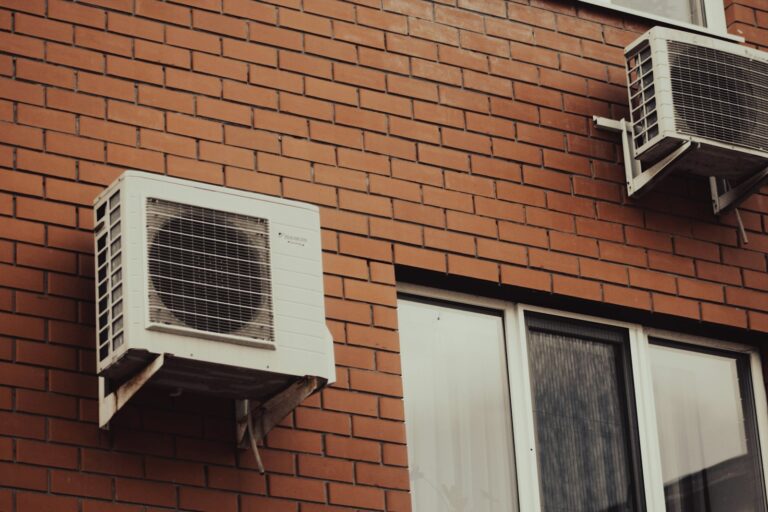 How to Remove and Store a Window Air Conditioner for Winter: A Step-by-Step Guide for Canadian Homeowners