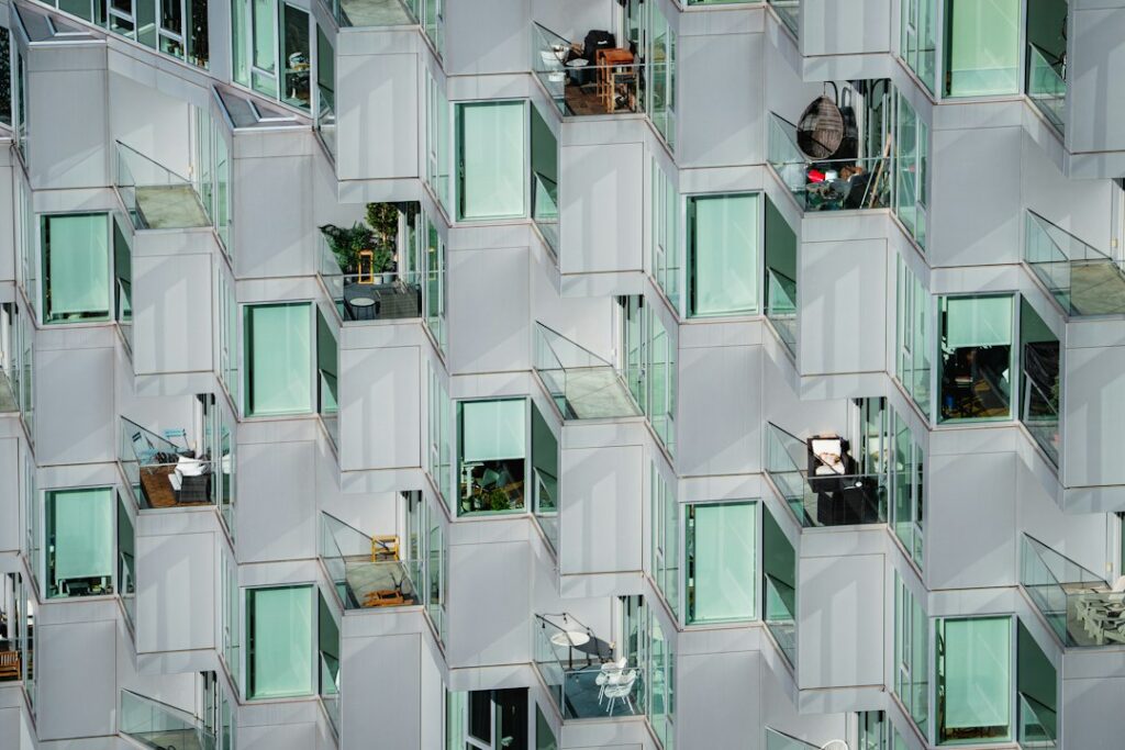 Average asking rent falls 4.2% for 24th straight month