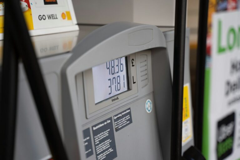 Record Diesel Prices Squeeze Farmers as Refiners Profit