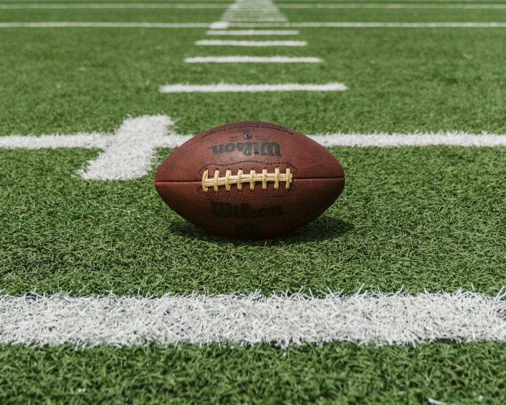 Elks snap playoff drought with win over Stampeders