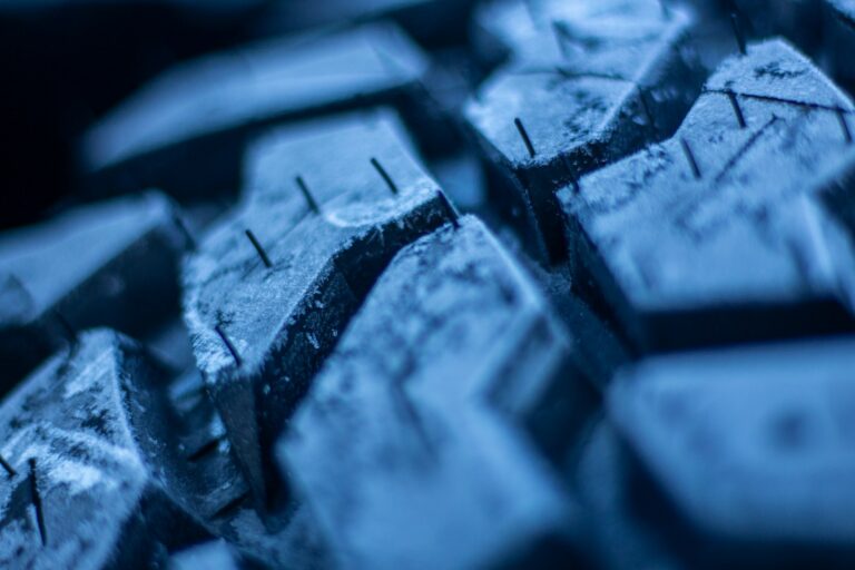 When to Put Winter Tires On in Canada: A Step-by-Step Guide for Canadian Drivers