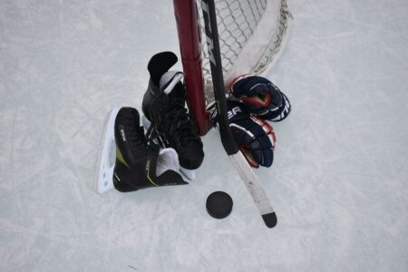 Dickinson Injury Setback Clouds Oilers Opener Dickinson Injury Setback Clouds Oilers Opener