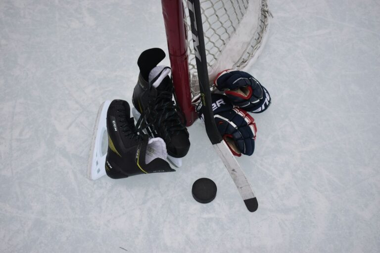 Dickinson Injury Setback Clouds Oilers Opener