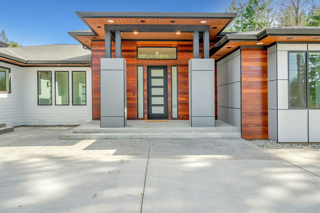 A modern house exterior. Illustrative stock photo, not the specific property discussed.