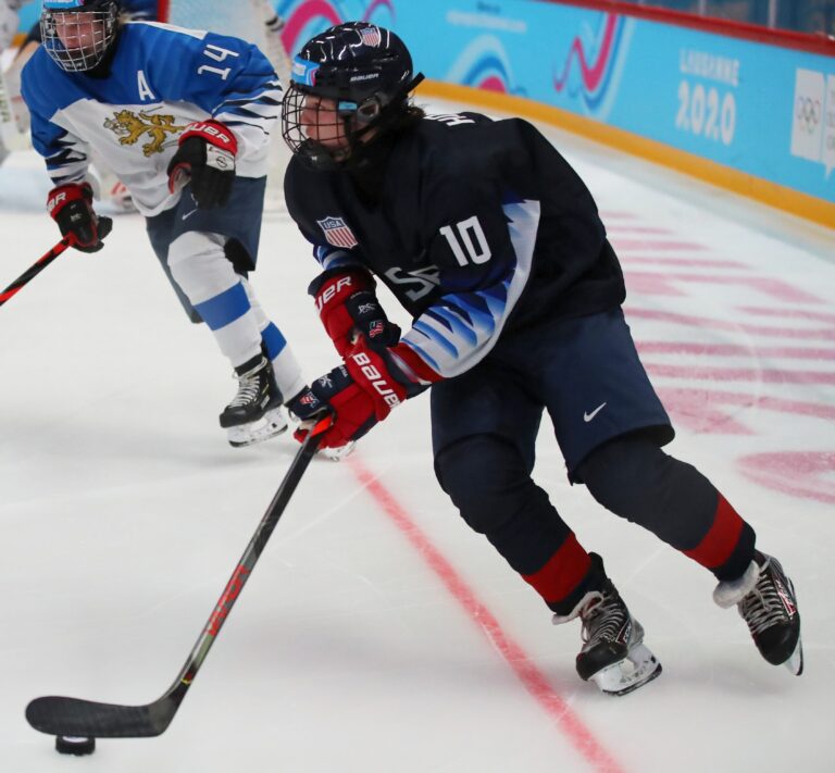 Isaac Howard and Josh Samanski Arrive at Oilers Camp With Two Forward Jobs Suddenly Open