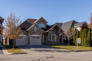 Toronto Home Prices Dip Below Million Again as Winnipeg Sets a Price Record Toronto Home Prices Dip Below Million Again as Winnipeg Sets a Price Record