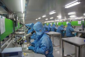 Photonic Wants 0M for a Shared Canadian Chip Plant, Three Weeks After Xanadu Got 5M to Build Its Own