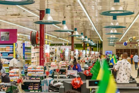 Canadian Wages Grew 2 Per Cent in August as Inflation Ran at 3. The Gap Is Widest for the Lowest Paid. Canadian Wages Grew 2 Per Cent in August as Inflation Ran at 3. The Gap Is Widest for the Lowest Paid.