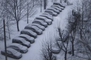 How to Build a Winter Car Emergency Kit: A Step-by-Step Guide for Canadian Drivers How to Build a Winter Car Emergency Kit: A Step-by-Step Guide for Canadian Drivers