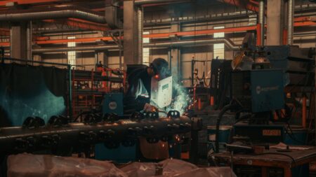 Canada Factory Prices Up 13.5% as Rate Hike Odds Rise Canada Factory Prices Up 13.5% as Rate Hike Odds Rise