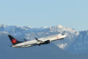 Air Canada Jazz flight halted as Southwest jet lands Air Canada Jazz flight halted as Southwest jet lands