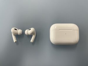 AirPods hearing aid feature live in five provinces