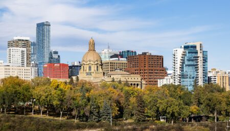 Alberta to press on with own dental, drug plans Alberta to press on with own dental, drug plans