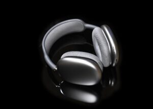 AirPods Max 2 in Canada: price, specs, is it worth it? AirPods Max 2 in Canada: price, specs, is it worth it?