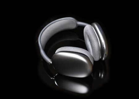 AirPods Max 2 in Canada: price, specs, is it worth it?