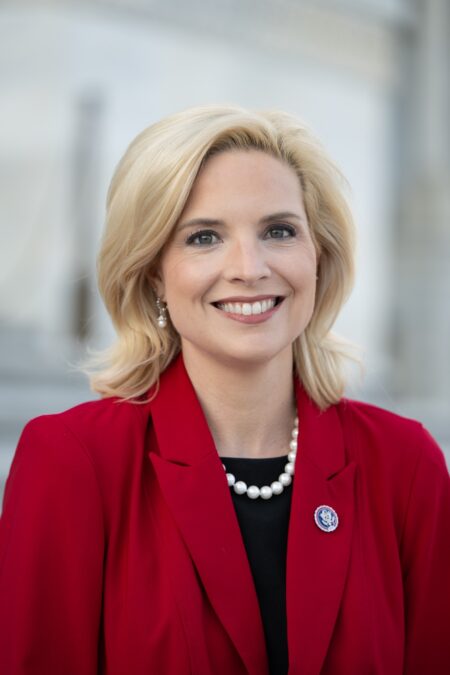 Turek leads Hinson 48-45 in new Iowa Senate poll