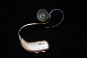 Ontario to allow over-the-counter hearing aids, earbuds