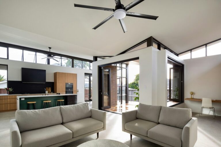 How to Set Your Ceiling Fan for Winter in Canada How to Set Your Ceiling Fan for Winter in Canada