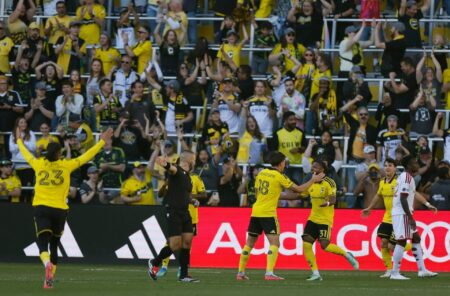 Columbus beats Toronto FC 4-2 as Amundsen scores twice Columbus beats Toronto FC 4-2 as Amundsen scores twice