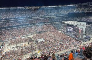 When pop stars forget why their fans bought a ticket When pop stars forget why their fans bought a ticket