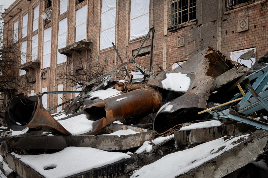 Russian strikes leave 600,000 without power in Ukraine Russian strikes leave 600,000 without power in Ukraine