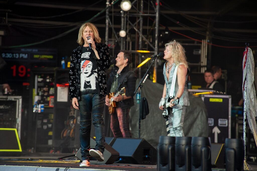Def Leppard add 5 Canadian dates to 2027 arena tour