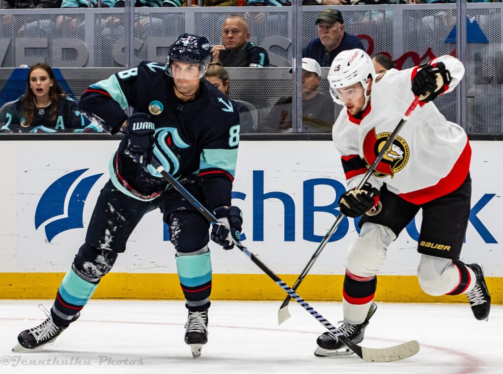 Batherson hat trick leads Senators past Rangers 7-4