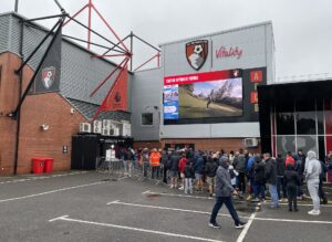 Bournemouth beats 10-man AC Milan 3-0 in Europa League