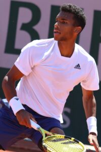 Auger-Aliassime beats Carreno Busta, faces Ruud in Shanghai