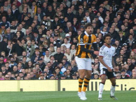 Bobb’s late goal gives Fulham 1-0 win at Coventry Bobb’s late goal gives Fulham 1-0 win at Coventry