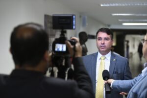 Brazil runoff poll shows Bolsonaro up 2 points on Lula Brazil runoff poll shows Bolsonaro up 2 points on Lula
