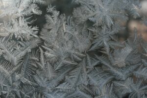 How to Insulate Windows With Shrink Film in Canada How to Insulate Windows With Shrink Film in Canada
