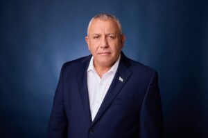 Trump backs Netanyahu as Israel polls show deadlock Trump backs Netanyahu as Israel polls show deadlock