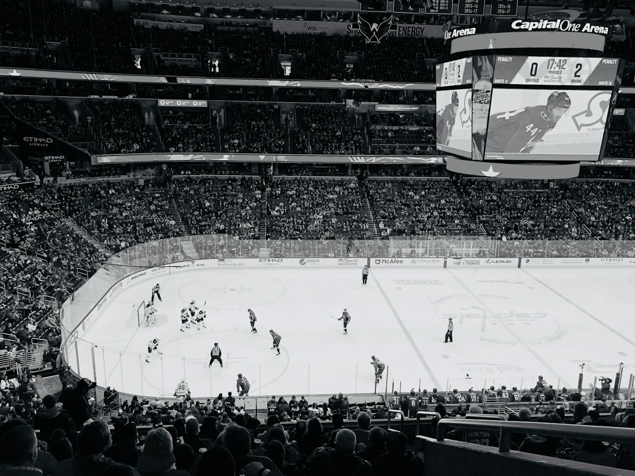 Nurse wins it in OT for Sharks; Avalanche beat Flames 7-3 Nurse wins it in OT for Sharks; Avalanche beat Flames 7-3
