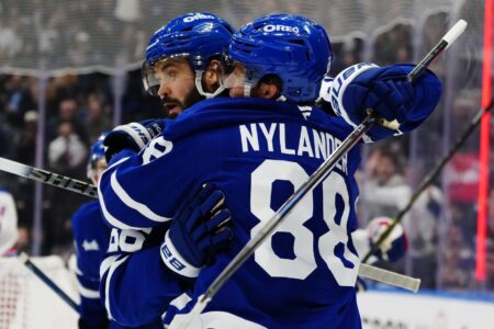 Stecher scores late as Maple Leafs edge Rangers 5-4 Stecher scores late as Maple Leafs edge Rangers 5-4